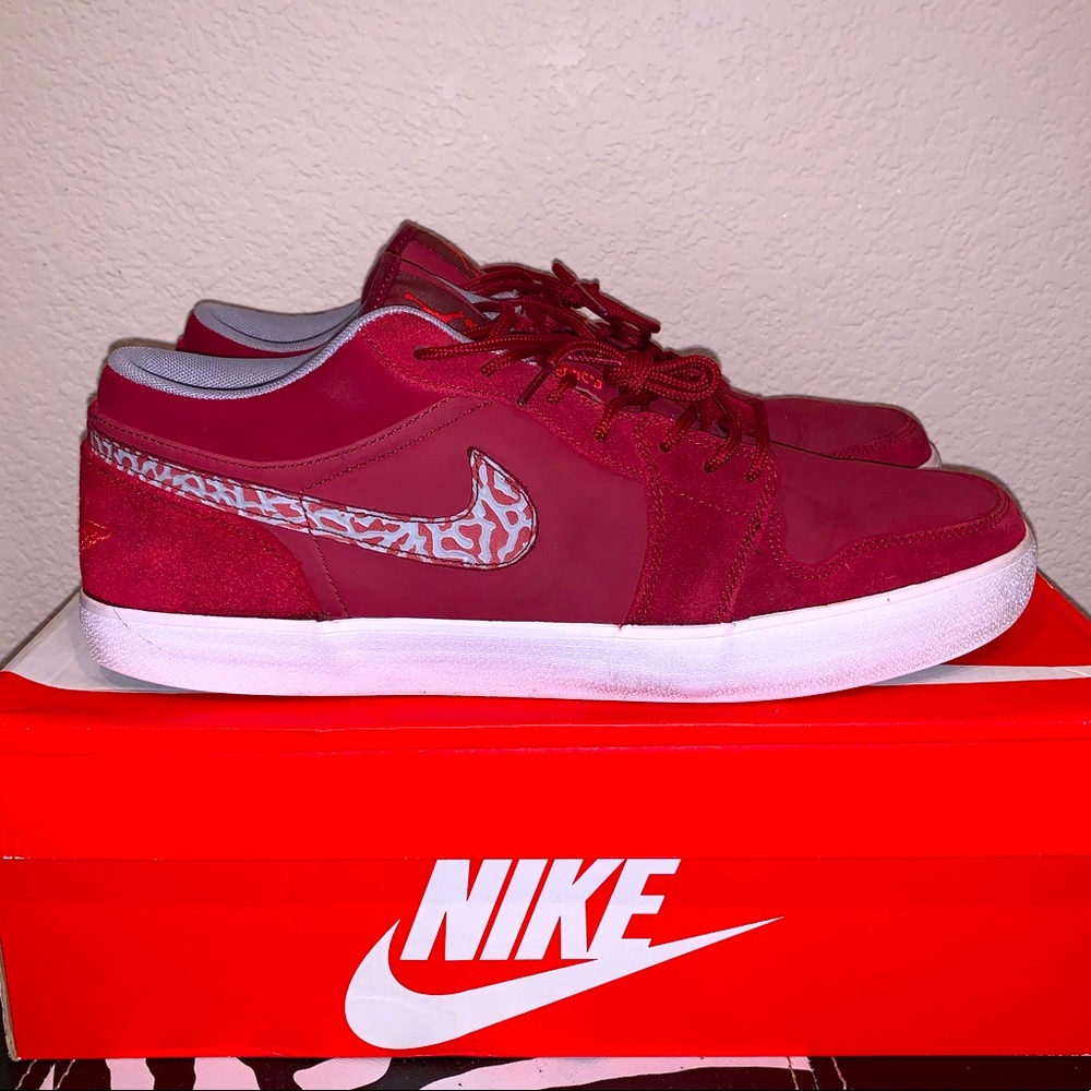 Air Jordan 1 V.2 Low (Size 11.5)